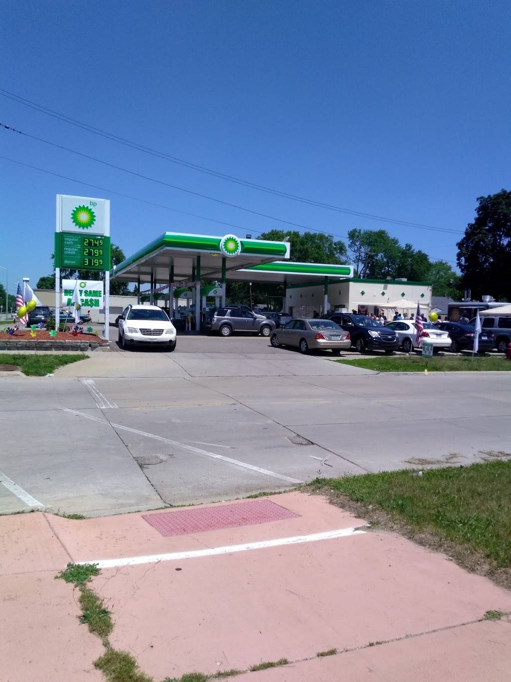 bp | 4551 Beech Daly Rd, Dearborn Heights, MI 48125, USA | Phone: (313) 312-7494