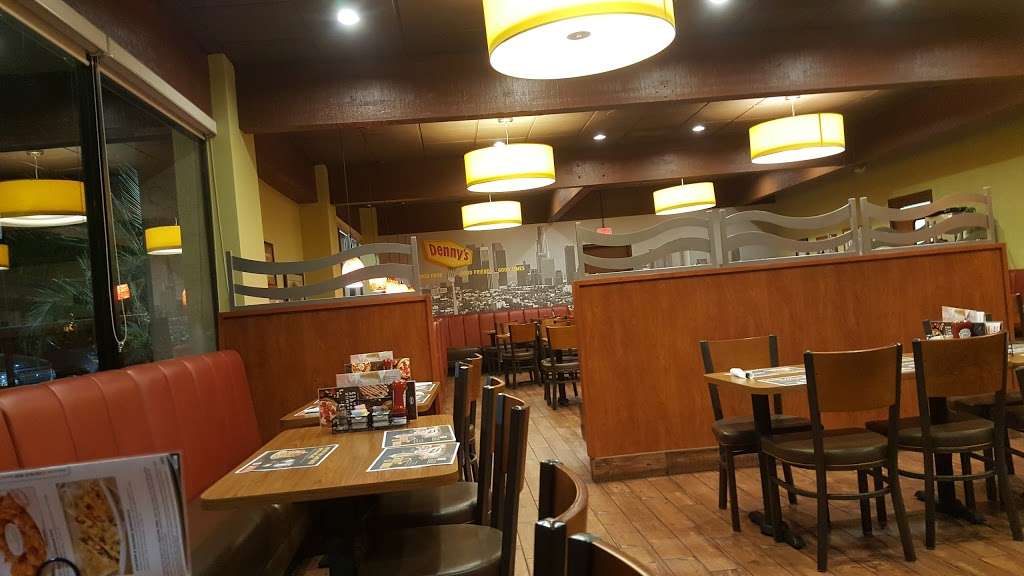 Dennys | 9312 Rosecrans Ave, Bellflower, CA 90706, USA | Phone: (562) 920-0772