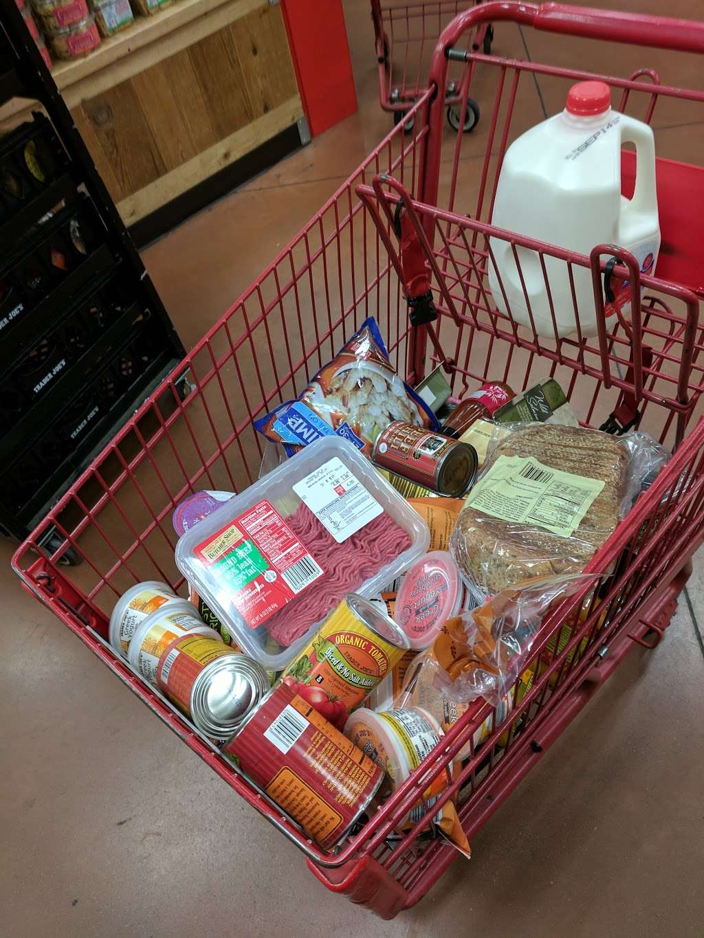 Shoppes At English Village | 1460 Bethlehem Pike, North Wales, PA 19454, USA