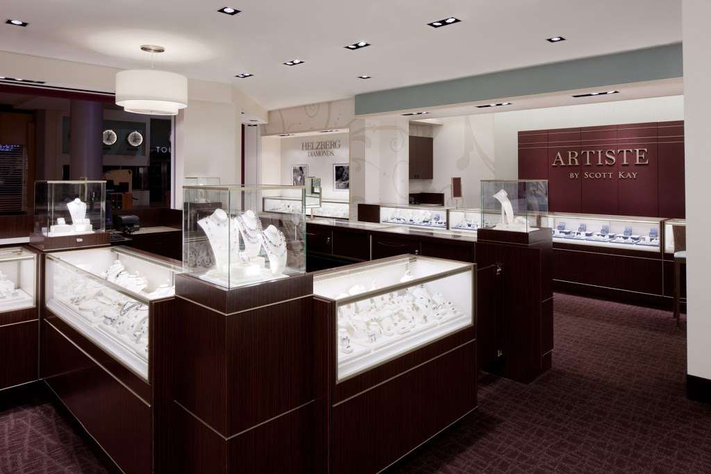 Helzberg Diamonds | 643 E W Boughton Rd Suite 105, Bolingbrook, IL 60440, USA | Phone: (630) 783-8373