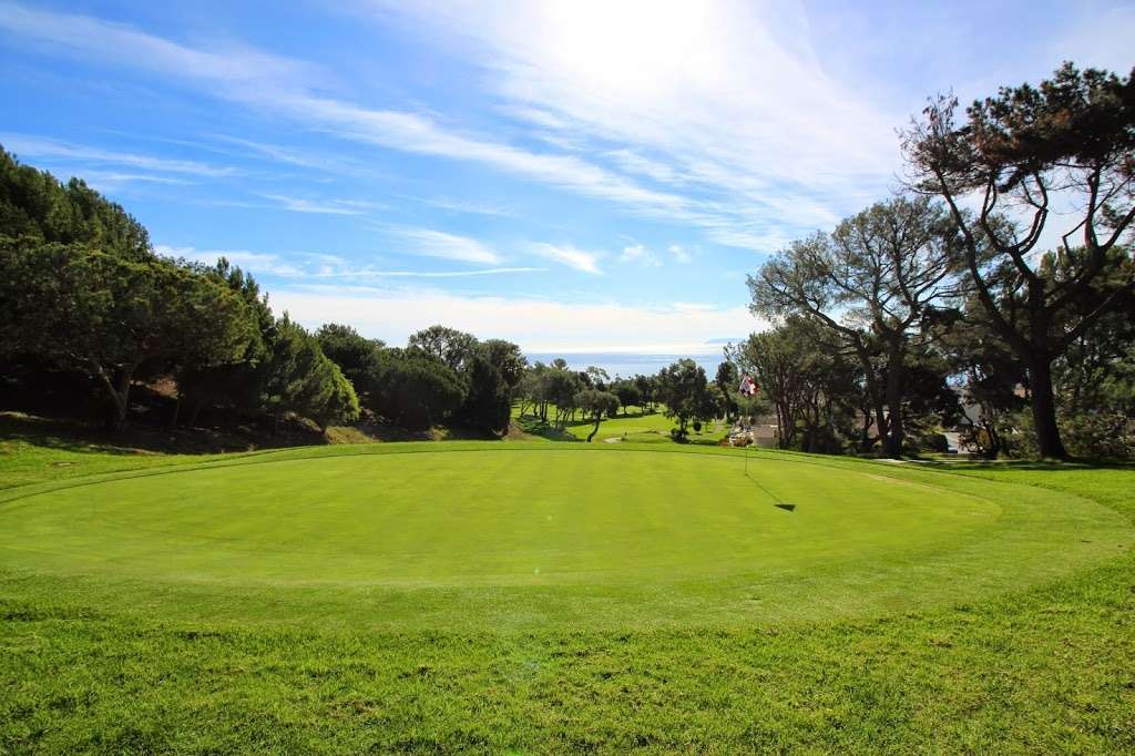 Palos Verdes Shores MH & Golf Community | 2275 W 25th St, San Pedro, CA 90732, USA | Phone: (310) 547-4403