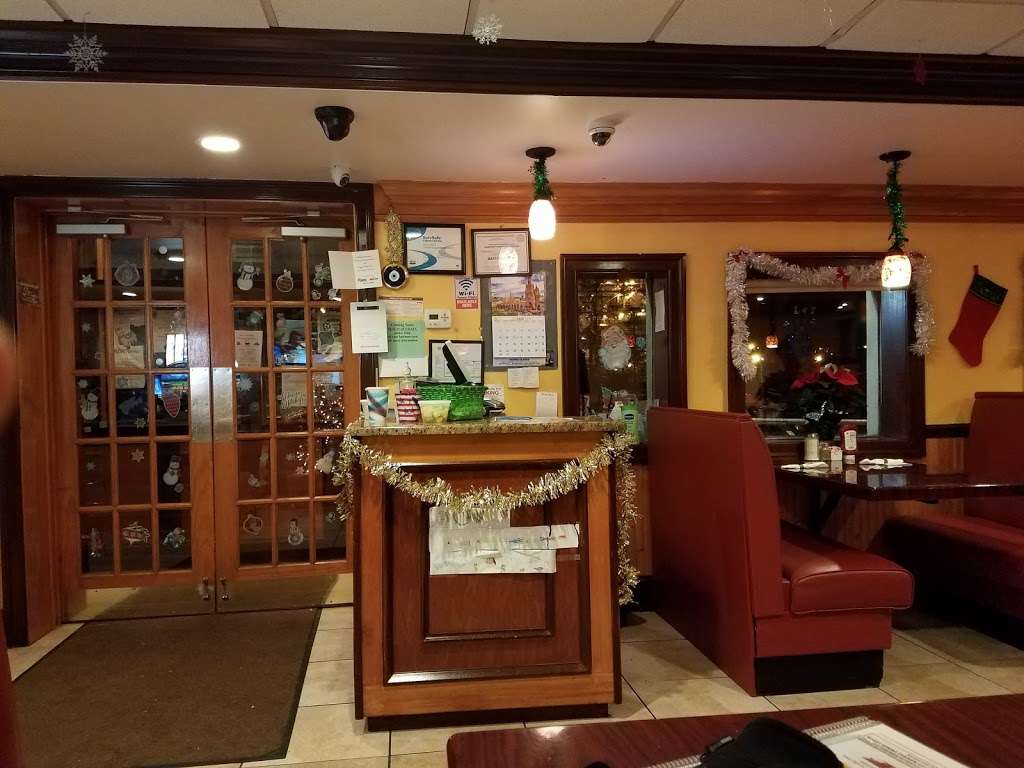 Deepwater Diner | 449 Shell Rd, Carneys Point, NJ 08069, USA | Phone: (856) 299-1411