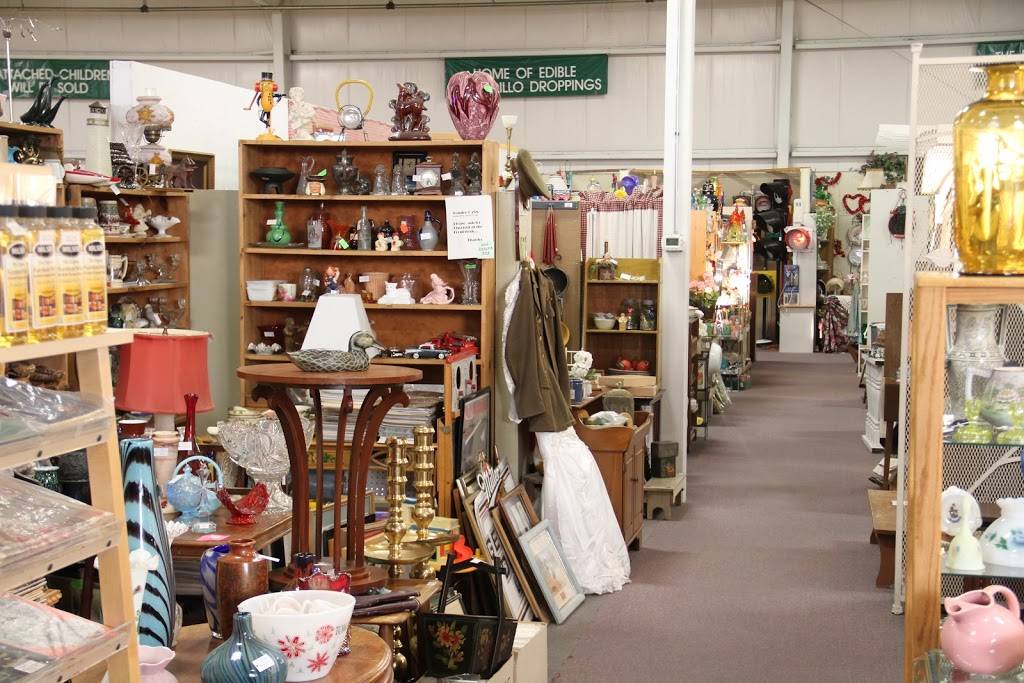 Brass Armadillo Antique Mall - Omaha | 10666 Sapp Brothers Dr, Omaha, NE 68138, USA | Phone: (402) 896-9140