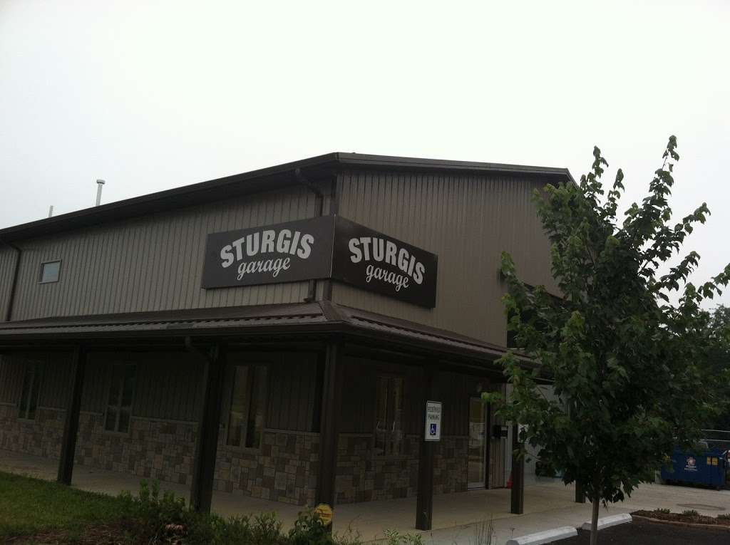 Sturgis Garage & Wrecker Service | 4480 W Vernal Pike, Bloomington, IN 47404, USA | Phone: (812) 332-2424