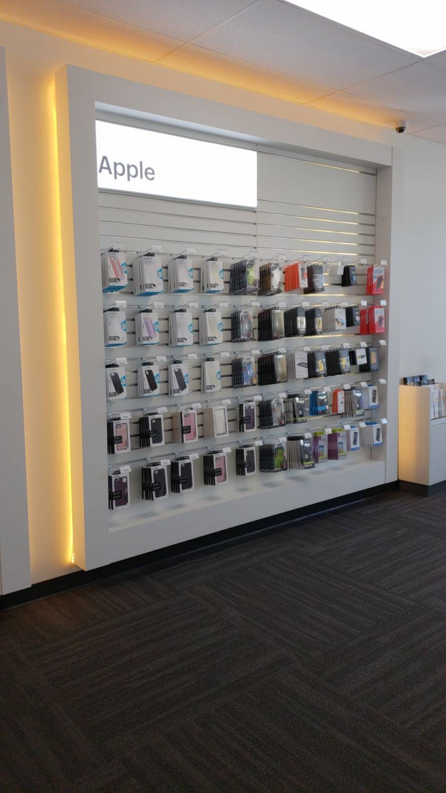 T-Mobile | 10565 Loveland Madeira Rd, Loveland, OH 45140, USA | Phone: (513) 781-4519