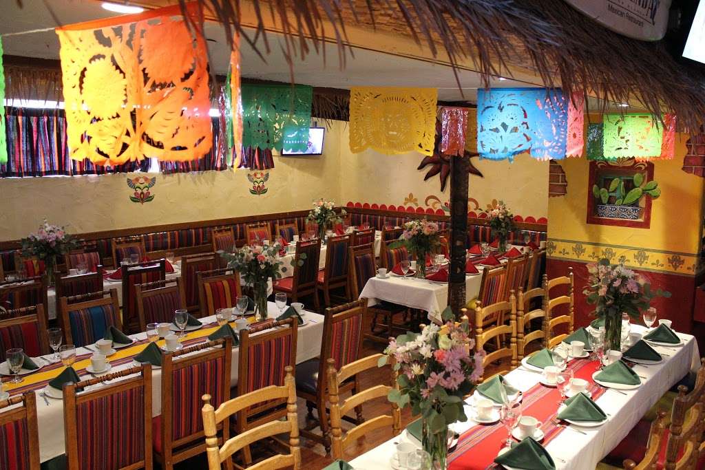 Hacienda Casa Blanca Mexican Restaurant & Cantina | 700 N Johnson Ave ste a, El Cajon, CA 92020, USA | Phone: (619) 442-9827