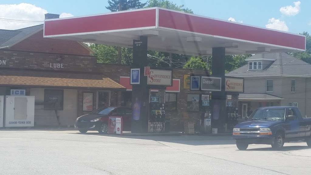 C S Convenience Store | 2 Hanover St, Township of Codorus, PA 17311, USA | Phone: (717) 229-0944