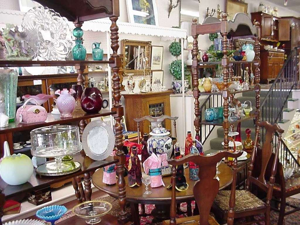 David Wells Antiques | 55 N Main St, Cranbury, NJ 08512, USA | Phone: (609) 655-0085