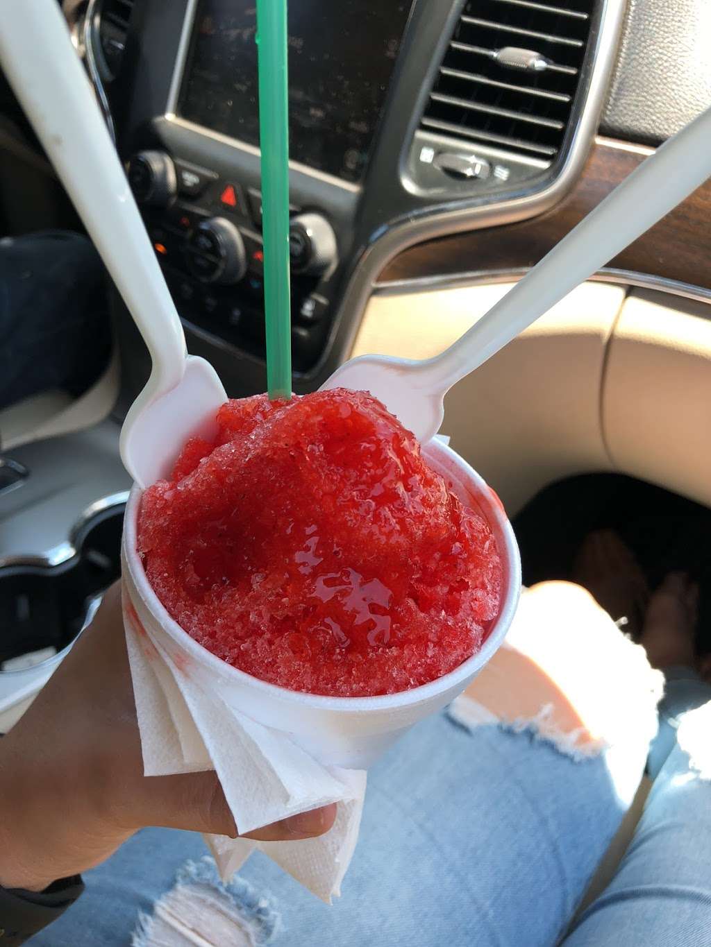 Hirscheys Snocones | 3231 N Main St, Stafford, TX 77477