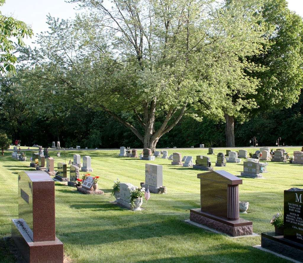 Graceland Cemetery | 1505 E Morthland Dr, Valparaiso, IN 46383, USA | Phone: (219) 462-3511