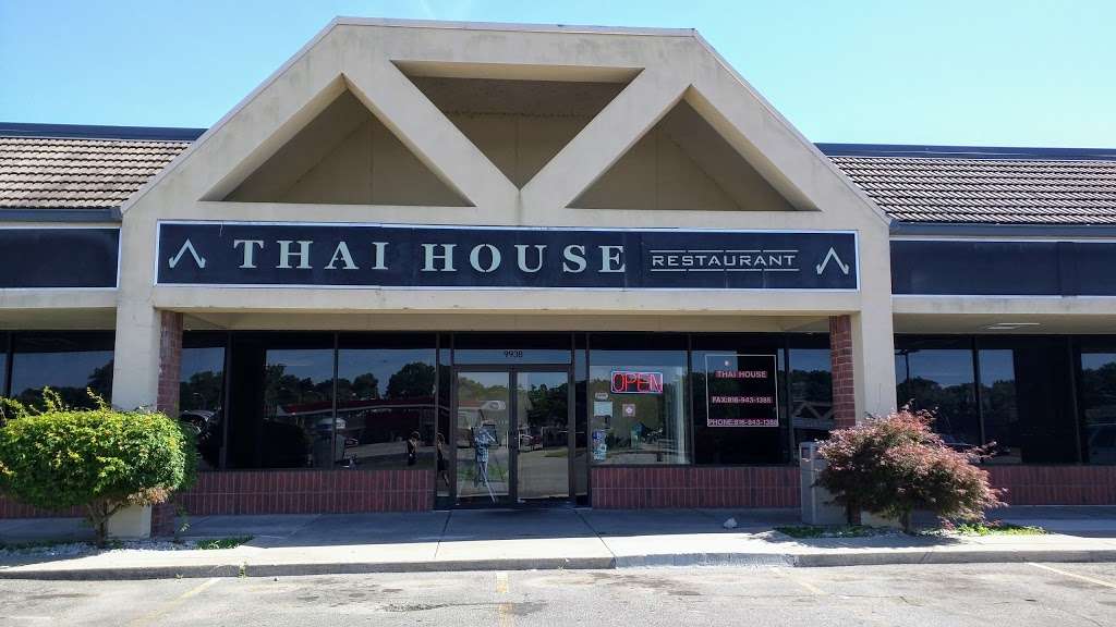 Thai House Restaurant | 9938 Holmes Rd, Kansas City, MO 64131, USA | Phone: (816) 943-1388