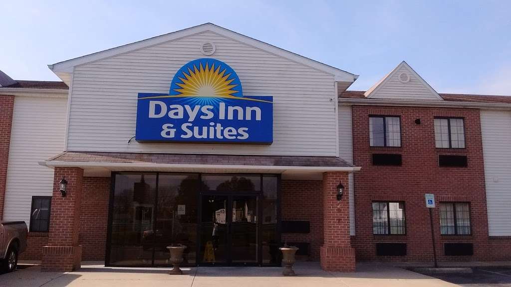 Days Inn & Suites by Wyndham Cambridge | 2917 Ocean Gateway, Cambridge, MD 21613, USA | Phone: (410) 630-4105