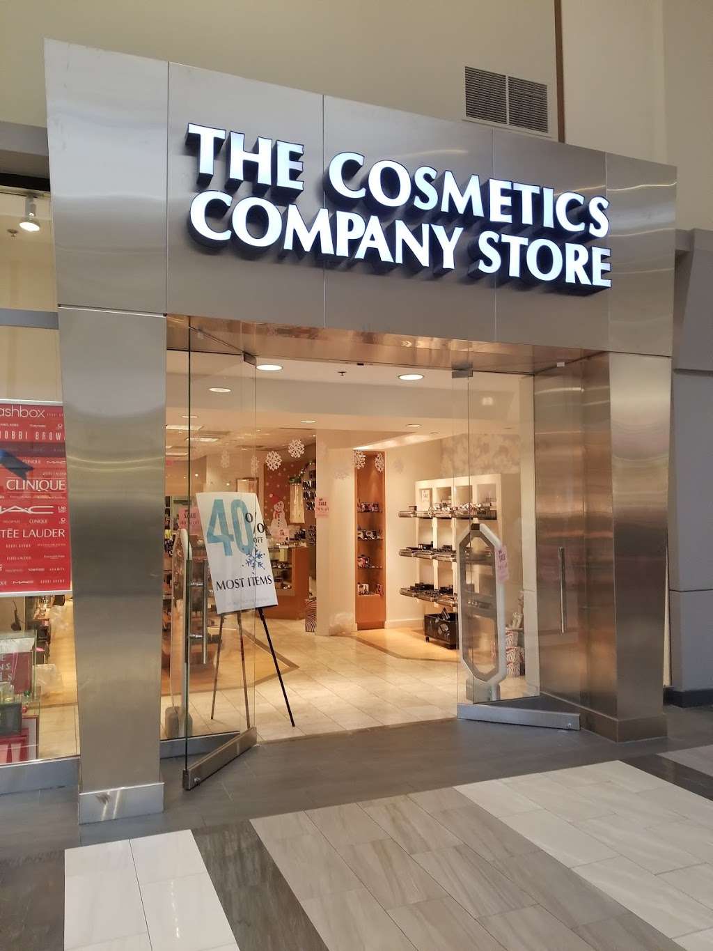 The Cosmetics Company Store | 5410 New Fashion Way, Charlotte, NC 28278, USA | Phone: (704) 587-5692