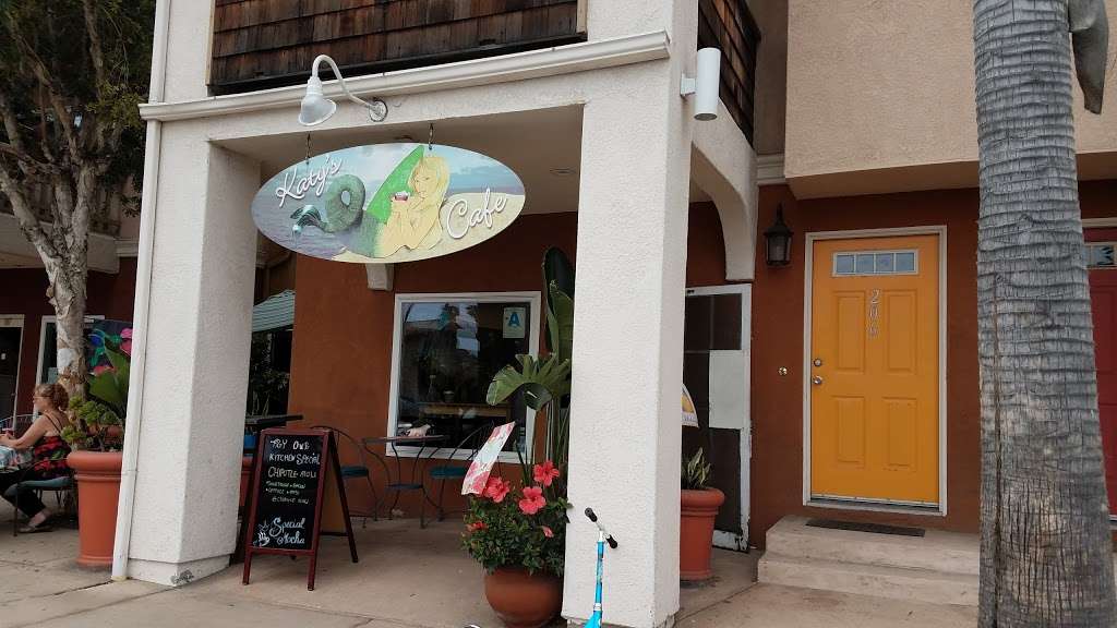 Katys Cafe | 704 Seacoast Dr, Imperial Beach, CA 91932, USA