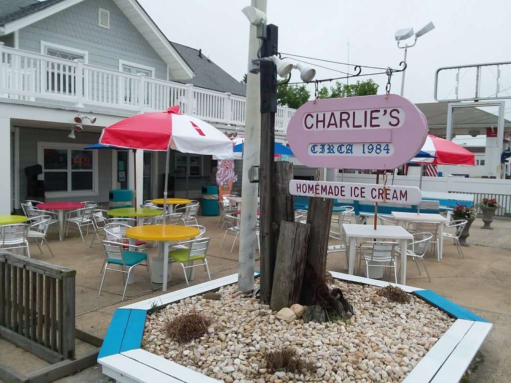 Charlies Homemade Ice Cream | 47 8th Ave, Seaside Park, NJ 08752, USA | Phone: (732) 830-9460