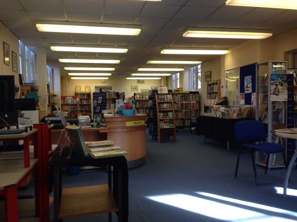 Pembury Library | 70 Henwood Green Rd, Pembury, Tunbridge Wells TN2 4LN, UK | Phone: 0300 041 3131