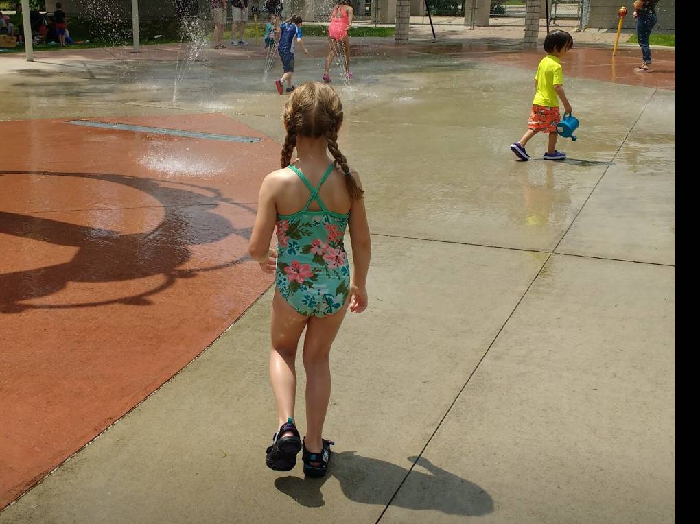 Vollmer Complex Splash Pad | 2121 Laurier Pkwy, Windsor, ON N9J 0B4, Canada | Phone: (519) 969-7771