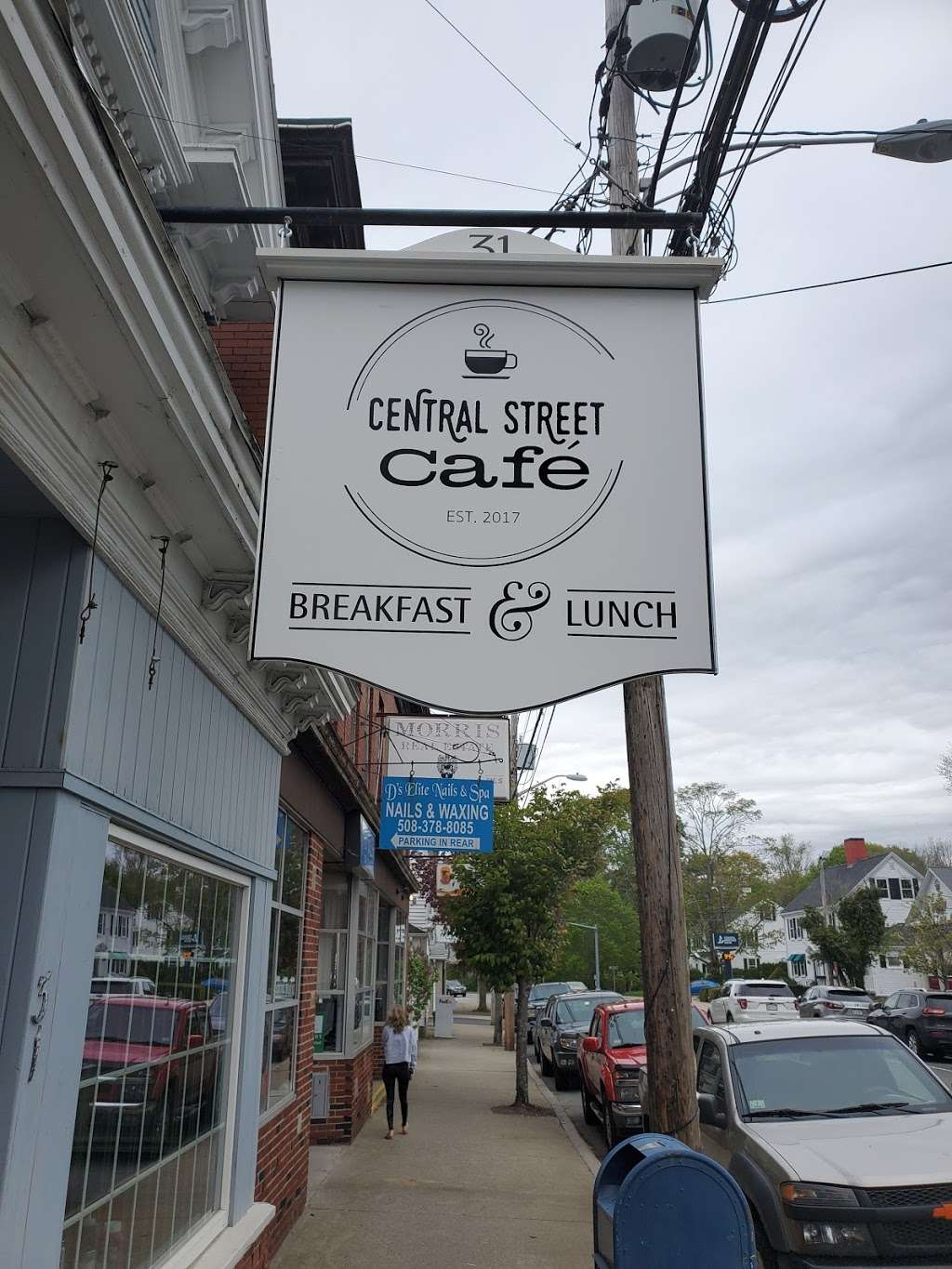 Central Street Café | 31 Central St, East Bridgewater, MA 02333, USA | Phone: (508) 378-4702