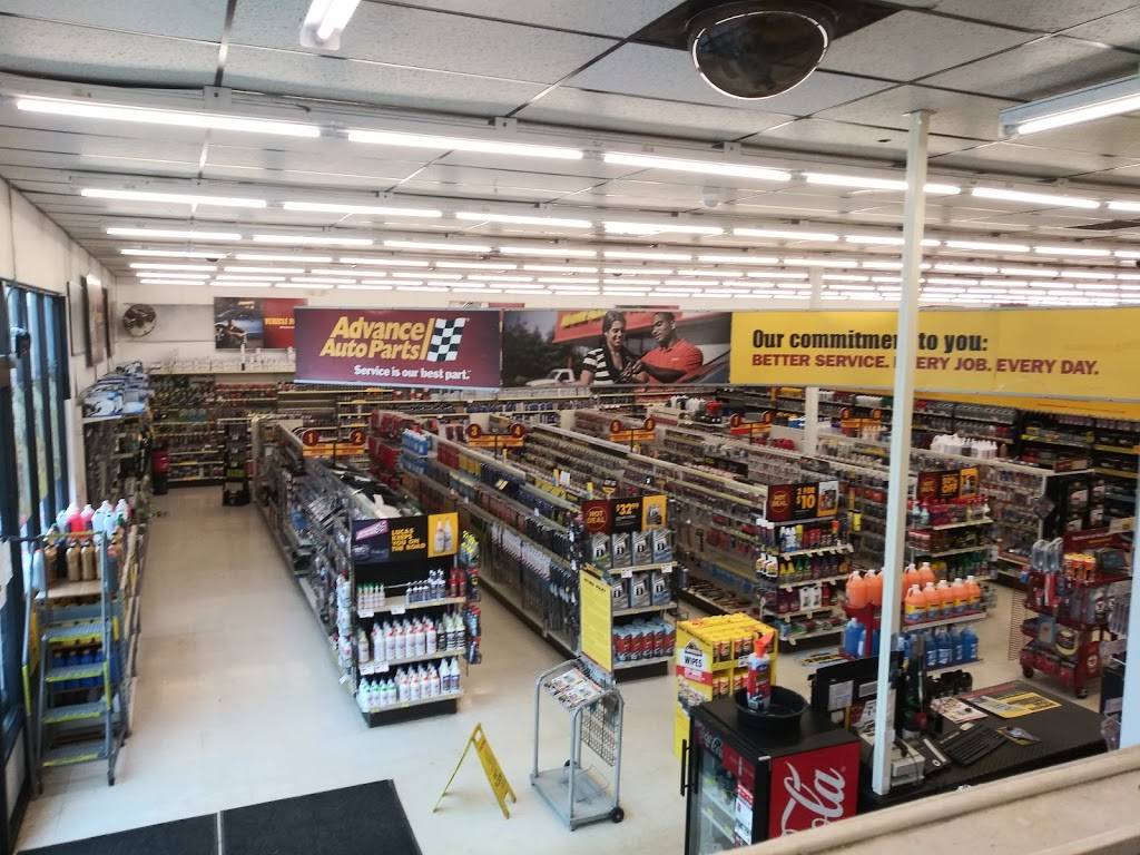 Advance Auto Parts | 303 E Pawnee St, Wichita, KS 67211, USA | Phone: (316) 269-4643