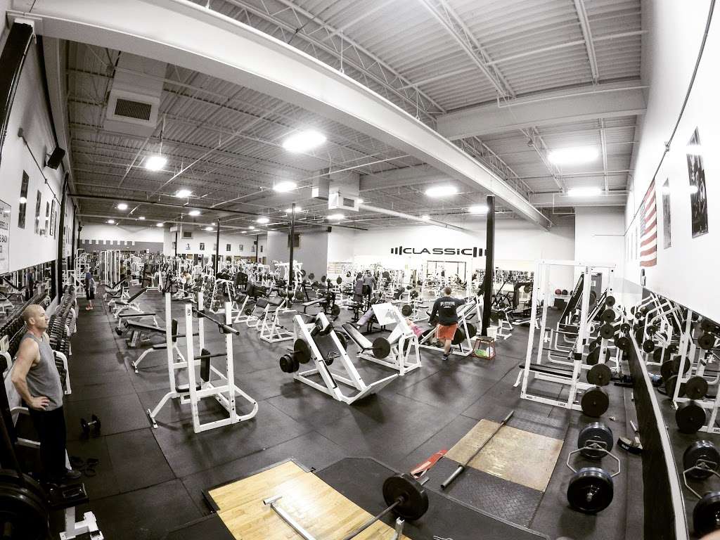 Classic Bodyworks 24 Hour Gym & Fitness | 6020 Central Ave, Portage, IN 46368, USA | Phone: (219) 762-7277
