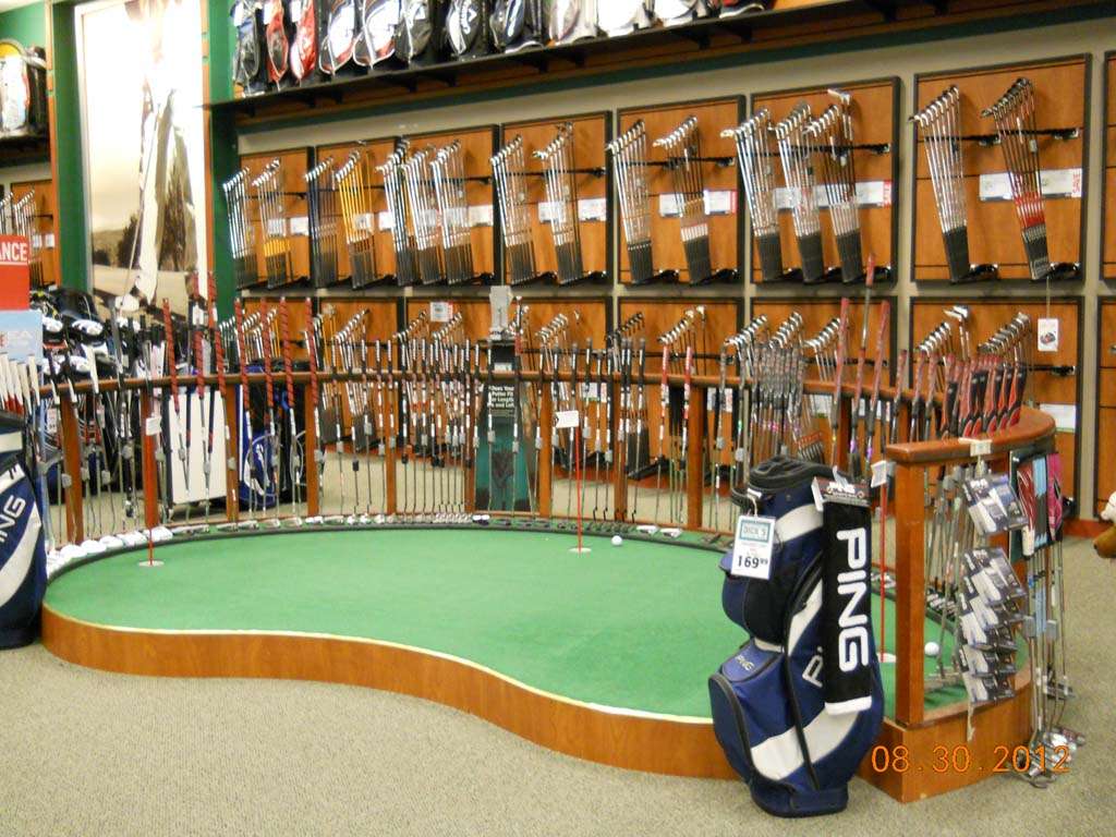 DICKS Sporting Goods | 1860 Catawba Valley Blvd SE, Hickory, NC 28602, USA | Phone: (828) 431-3025