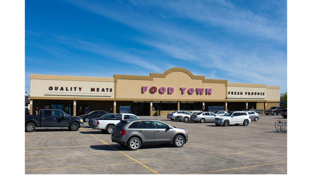 Food Town | 9520 Jones Rd, Houston, TX 77065, USA | Phone: (281) 897-8021