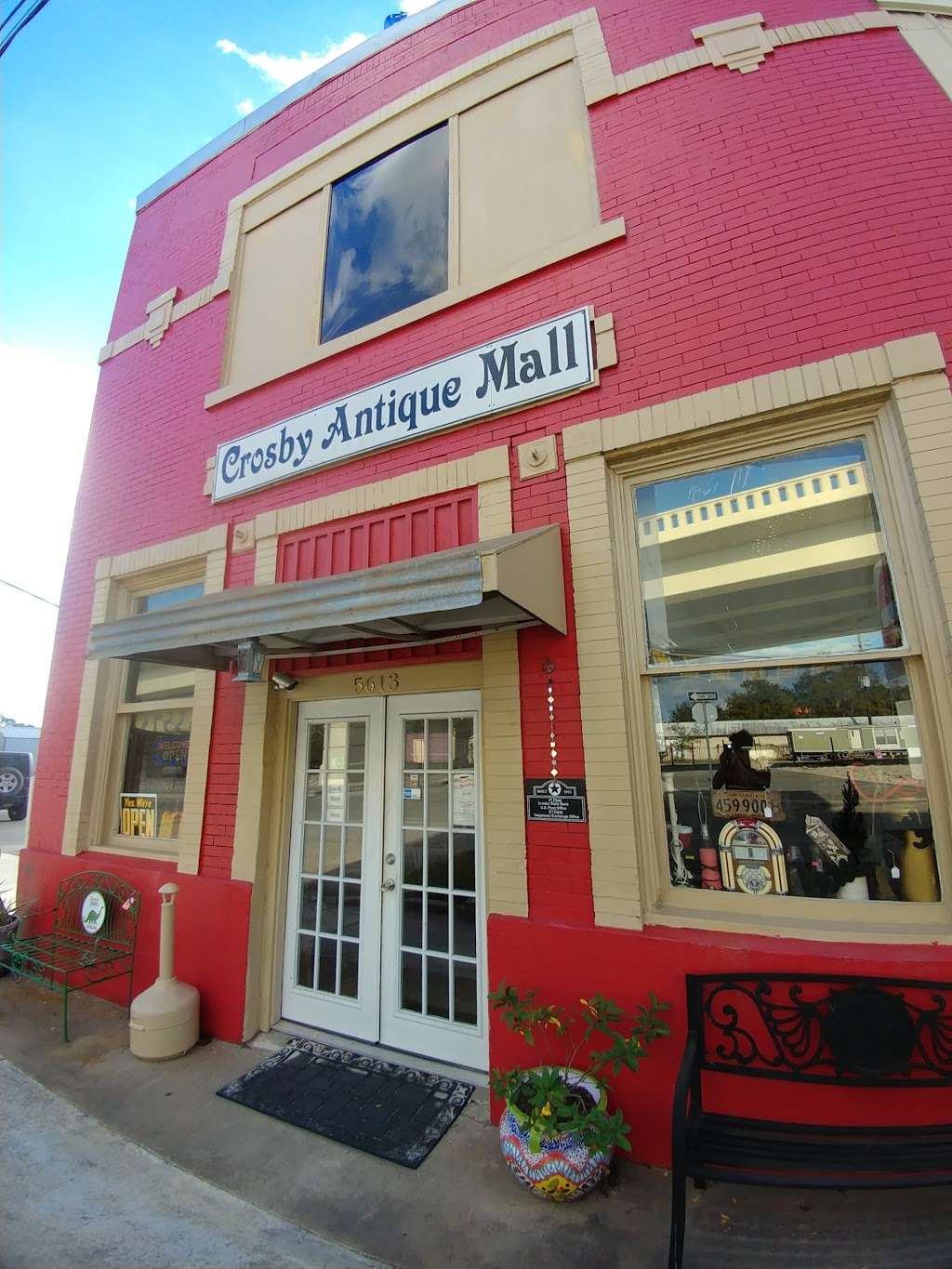Crosby Antique Mall | 5613 S Main St, Crosby, TX 77532 | Phone: (281) 949-6604