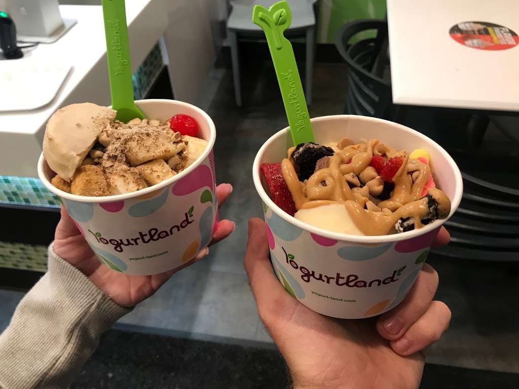 Yogurtland Fairfield | Fairfield Town Center 28404, US-290 g15, Cypress, TX 77433, USA | Phone: (281) 256-1155