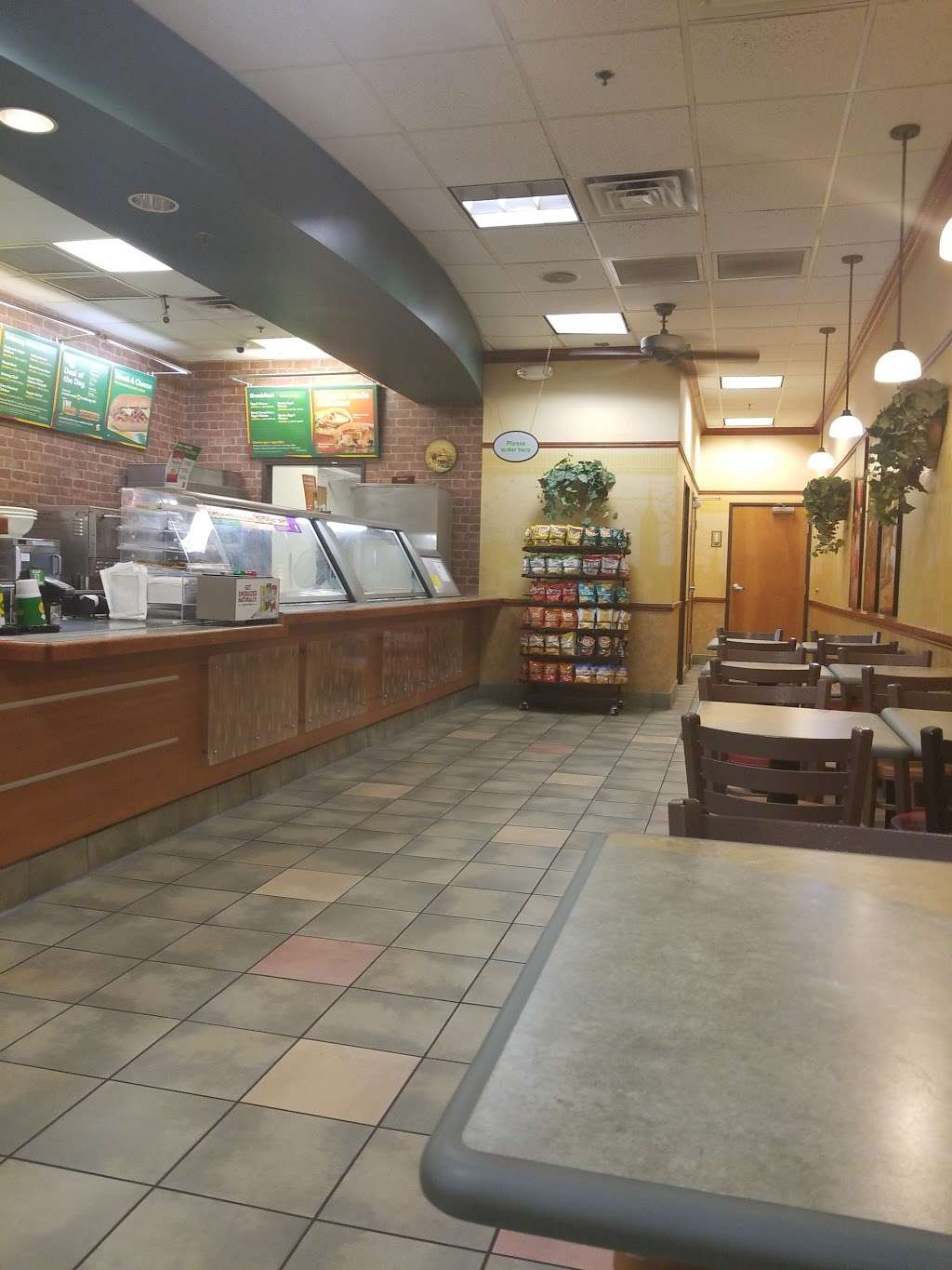 Subway Restaurants | 5555 North 7th St Suite 124 Cinema Park S/C, Phoenix, AZ 85014, USA | Phone: (602) 264-0773