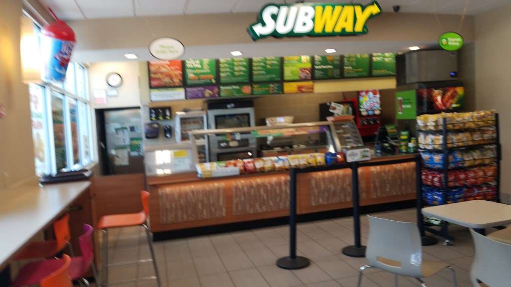 Subway Restaurants | 242 Dedham St, Norfolk, MA 02056, USA | Phone: (774) 210-8101