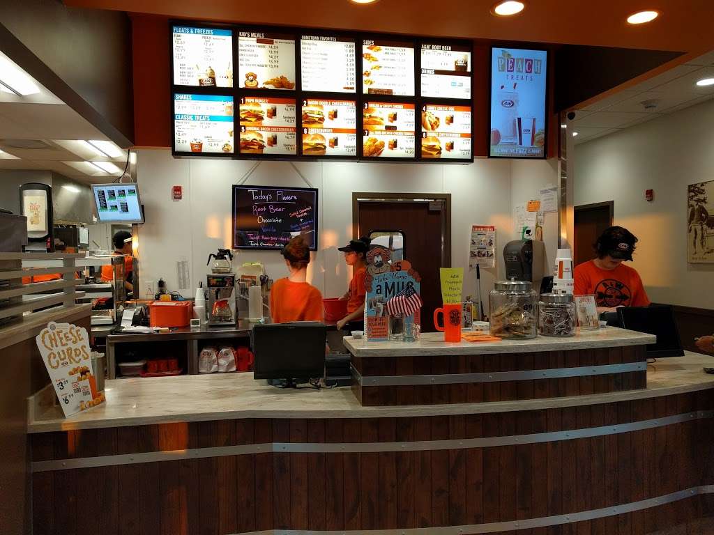 A&W Restaurant | 13520 Northwestern Ave, Franksville, WI 53126, USA | Phone: (262) 835-0089