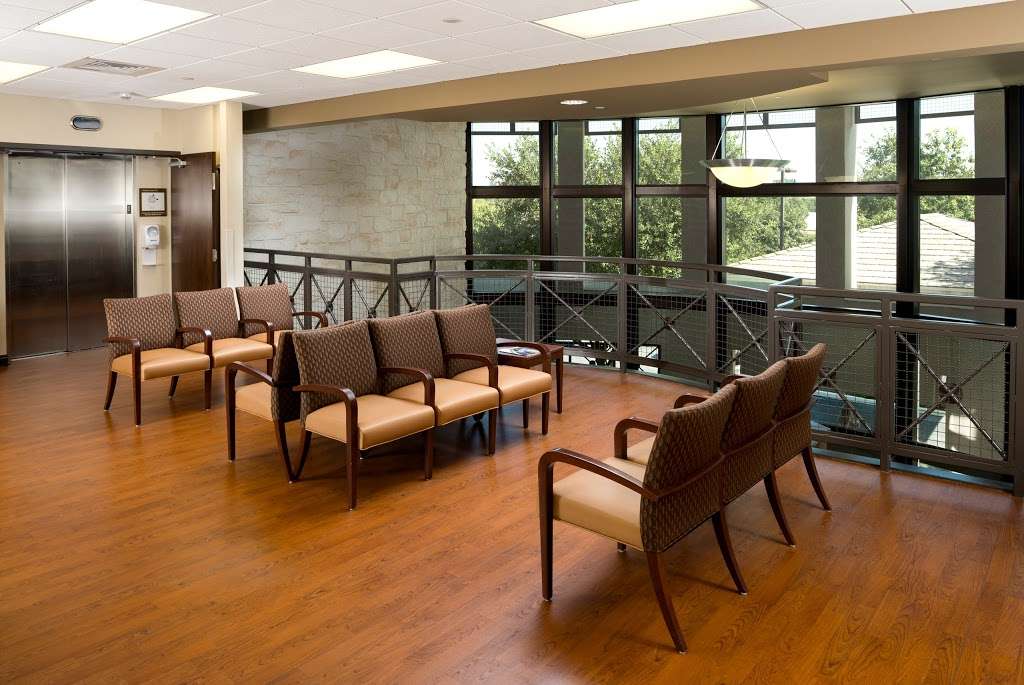 CHRISTUS Santa Rosa Hospital - Alamo Heights | 403 Treeline Park, San Antonio, TX 78209, USA | Phone: (210) 294-8000