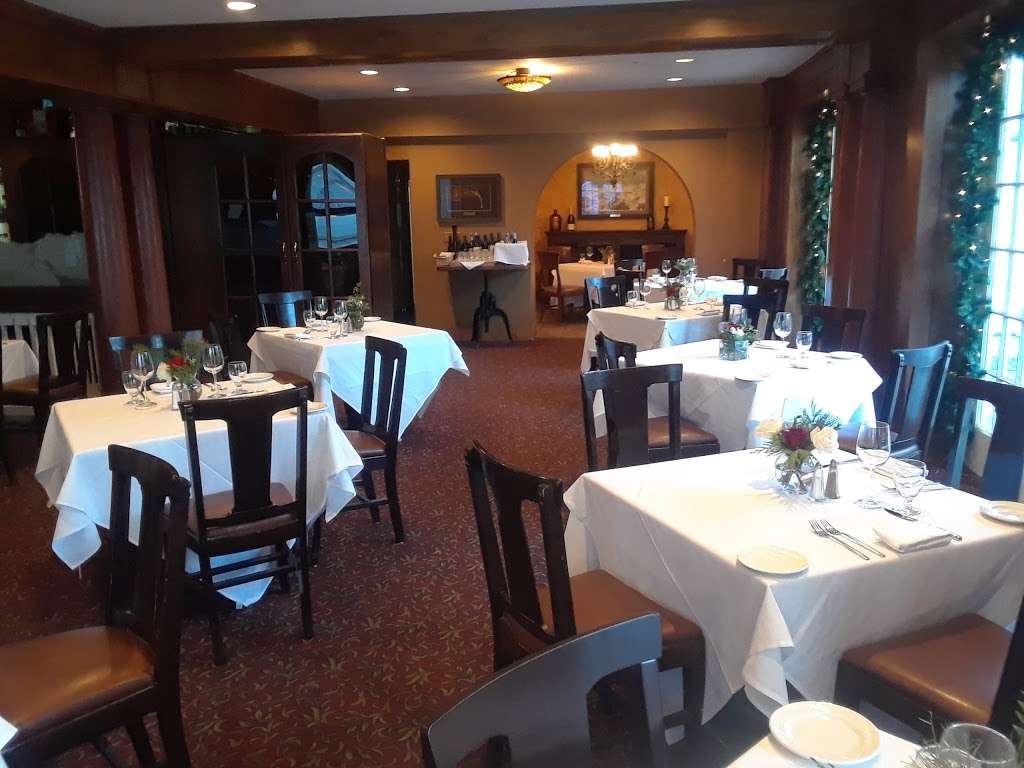 Cascades Restaurant | Estes Park, CO 80517, USA | Phone: (970) 577-4001