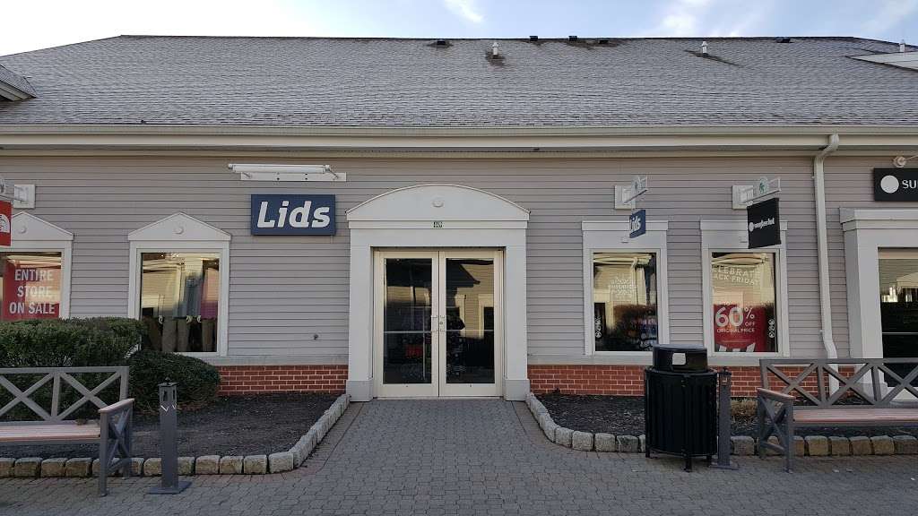 Lids | 449 Evergreen Ct, Central Valley, NY 10917, USA | Phone: (845) 928-4904