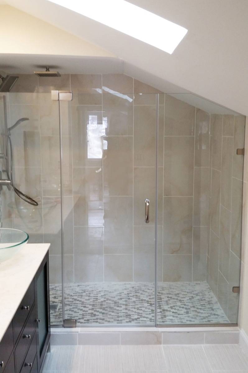 INNOVATION Shower Glass Doors & Sliding Shower Doors | 2900a W Arthur Ave, Milwaukee, WI 53215, USA | Phone: (224) 318-0513