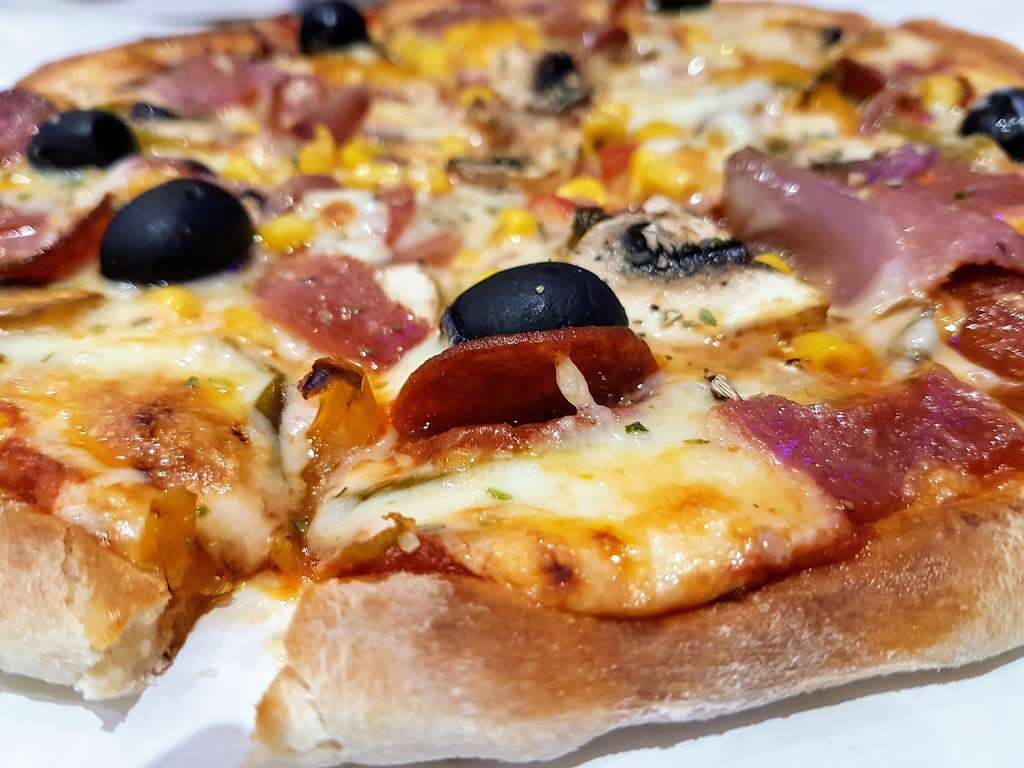 Pizza Piani | 233 Nether St, London N3 1NT, UK | Phone: 020 8346 2493