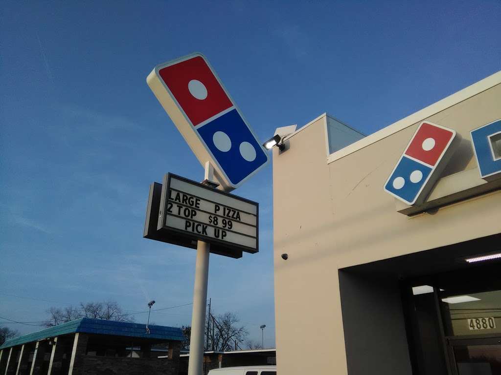 Dominos Pizza | 4880 Sunnyvale St, Dallas, TX 75216, USA | Phone: (214) 376-6060