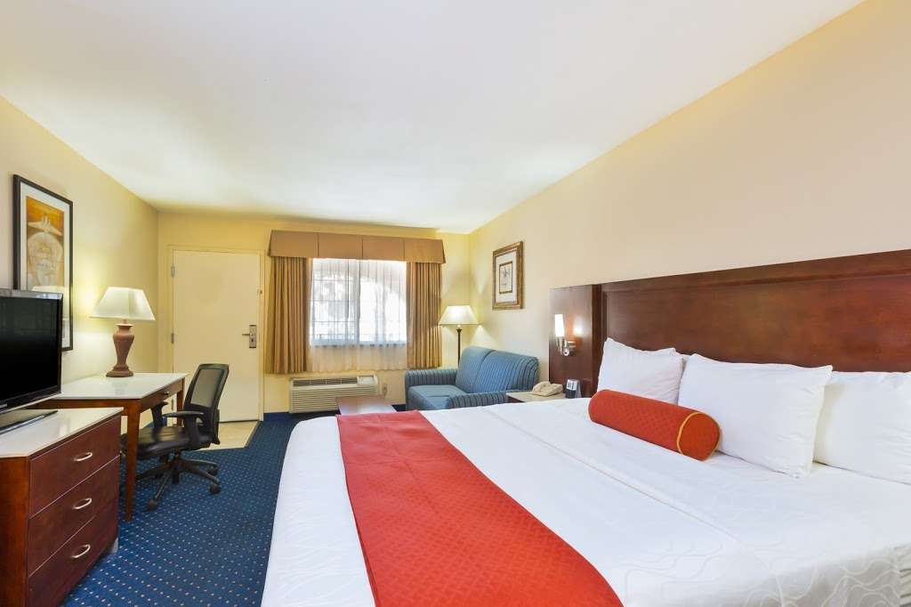 Best Western San Diego/Miramar Hotel | 9310 Kearny Mesa Rd, San Diego, CA 92126, USA | Phone: (858) 578-6600