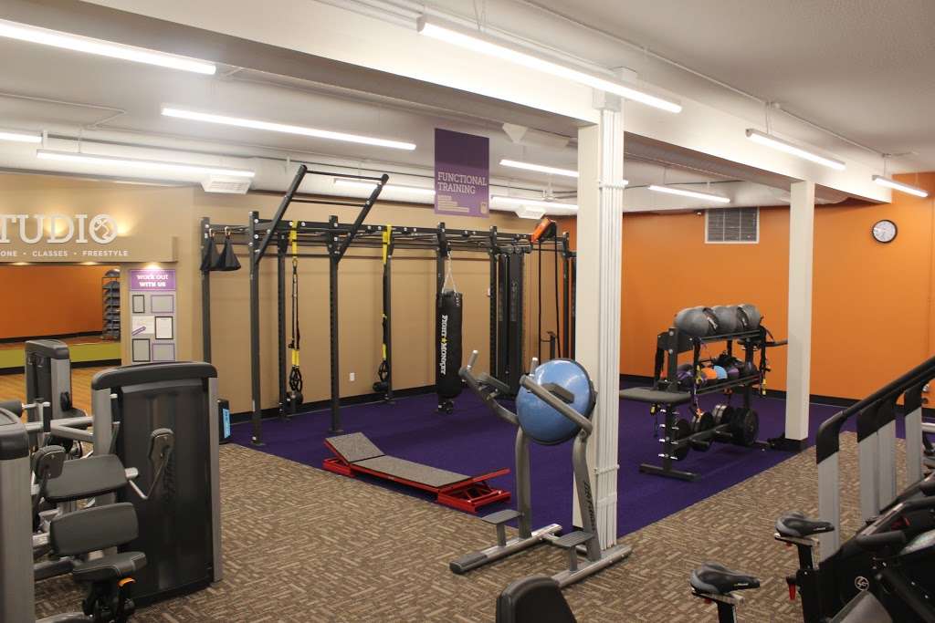 Anytime Fitness | 1452 Broncos Hwy, Burrillville, RI 02830, USA | Phone: (401) 371-2877