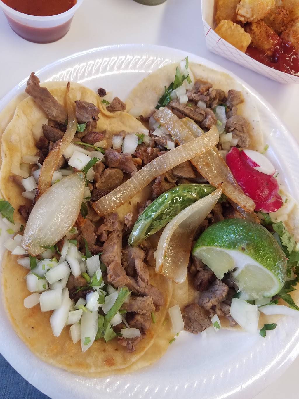 DLeons Taco Rico | 824 S 27th St, Lincoln, NE 68510, USA | Phone: (402) 475-8666