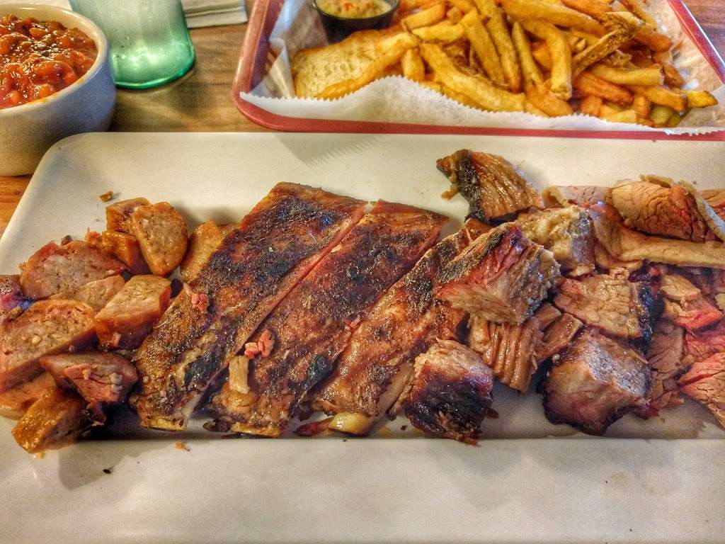 Sneads Bar B-Q | 1001 E 171st St, Belton, MO 64012, USA | Phone: (816) 331-7979