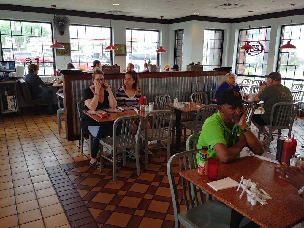 Franks Grill | 4236 Hwy 6 N, Houston, TX 77084, USA | Phone: (281) 463-8888