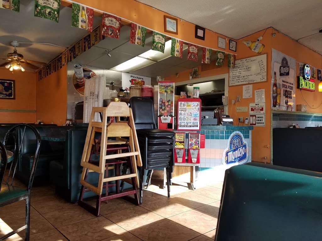 Tudys Taqueria | 1027 W 6th St, Corona, CA 92882, USA | Phone: (951) 737-9129