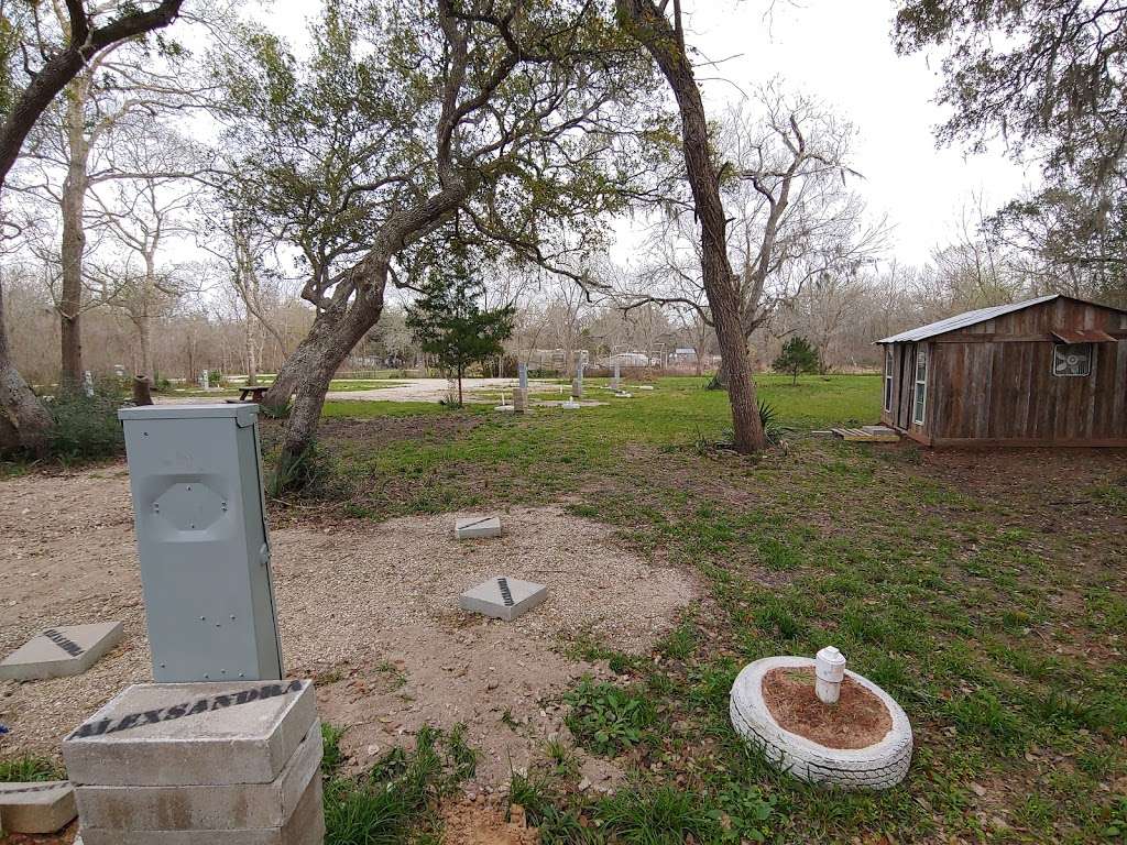 Alexsandra ( RV Park ) | 17628 County Rd 426, Brazoria, TX 77422 | Phone: (979) 258-1041