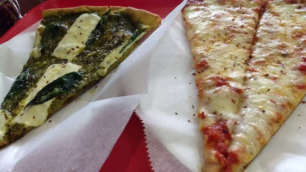 Mia Pizzeria | 2136 Williamsbridge Rd, Bronx, NY 10461, USA | Phone: (718) 975-3800