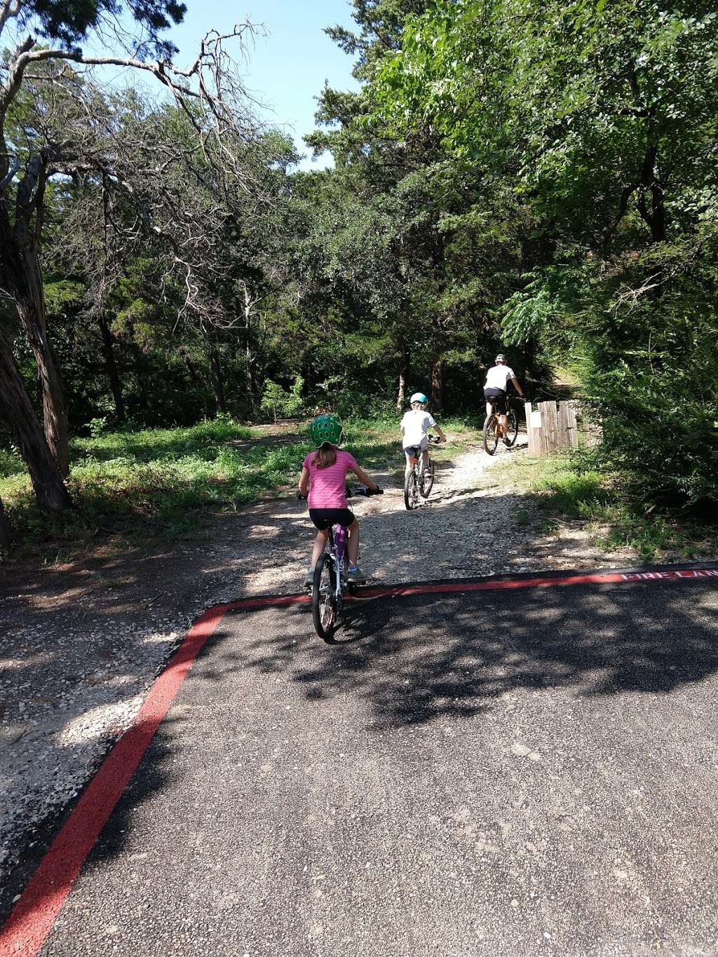 Big Cedar Wilderness DORBA Trail | 8991-8999 Isom Ln, Dallas, TX 75249, USA