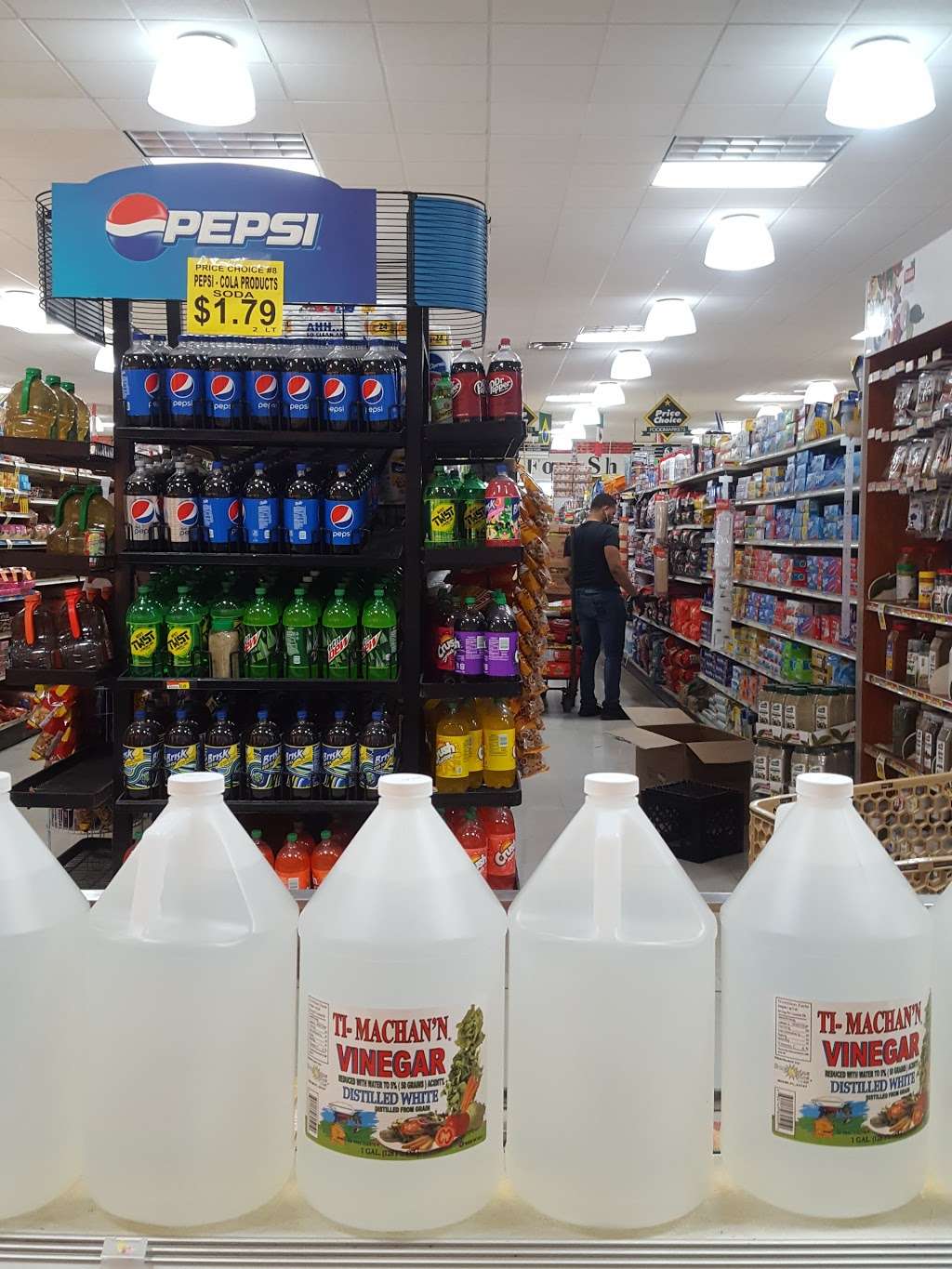 Price Choice Foodmarket #8 | 4500 NW 183rd St, Miami Gardens, FL 33055, USA | Phone: (305) 625-0074