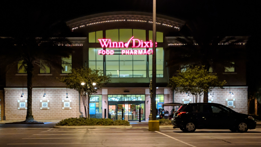 Winn-Dixie | 820 Old Camp Rd, The Villages, FL 32162, USA | Phone: (352) 391-1594