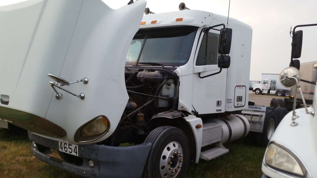 J L PAYNE LTD TRUCKING and AUTO REPAIR | 207 N Colfax St #1, Griffith, IN 46319, USA | Phone: (219) 713-1597