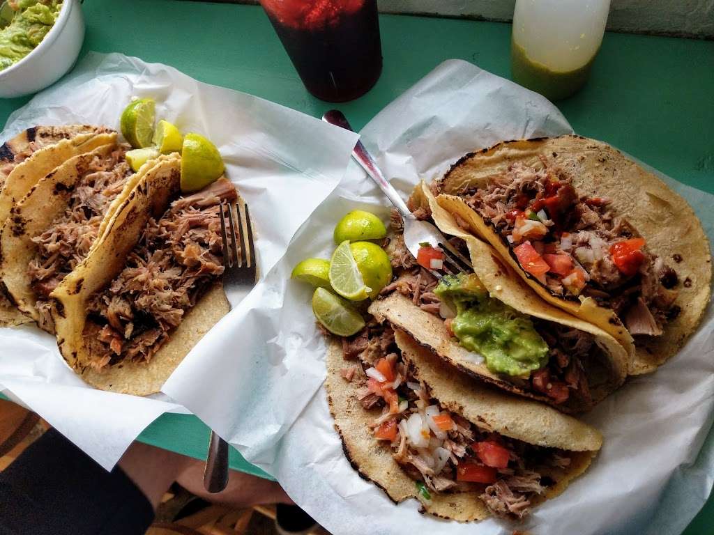 Carnitas Lonja | 1107 Roosevelt Ave, San Antonio, TX 78210, USA | Phone: (210) 612-3626